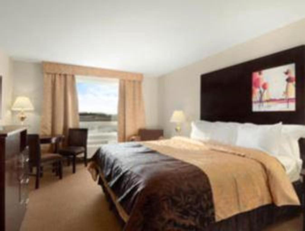 Super 8 By Wyndham Innisfail Exterior foto